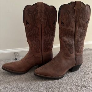 Justin Cowboy Boots